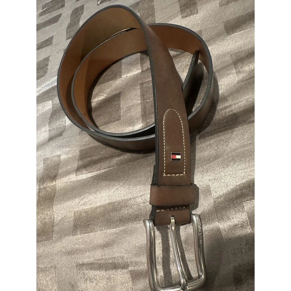 Tommy Hilfiger Belt Mens 36/90 Brown Imitation Leather Silver‎ Buckle Flag Logo